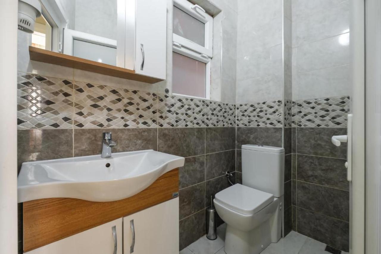 Apart Otel Hagiasophia Donat İstanbul